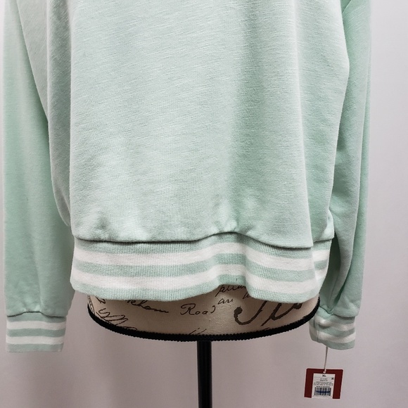 Mossimo Cropped Sweatshirt NWT XL - Picture 3 of 7